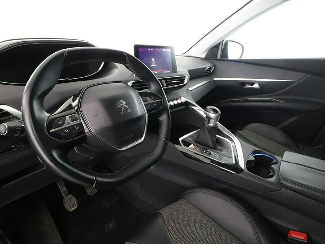 Peugeot 3008 navi virtual cocpik półskóra kamera i czujniki parkowania