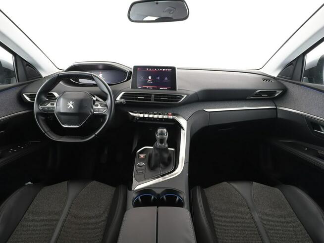 Peugeot 3008 navi virtual cocpik półskóra kamera i czujniki parkowania
