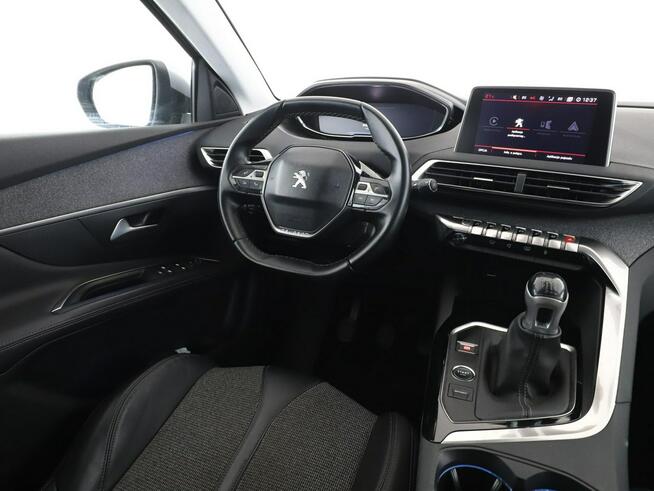 Peugeot 3008 navi virtual cocpik półskóra kamera i czujniki parkowania