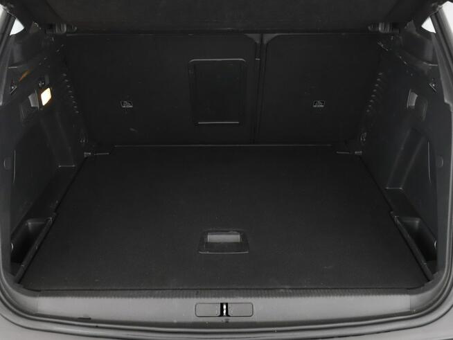 Peugeot 3008 navi virtual cocpik półskóra kamera i czujniki parkowania