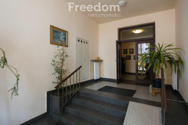 3-4 pokoje, do nowej aranżacji, Plac Zbawiciela 2