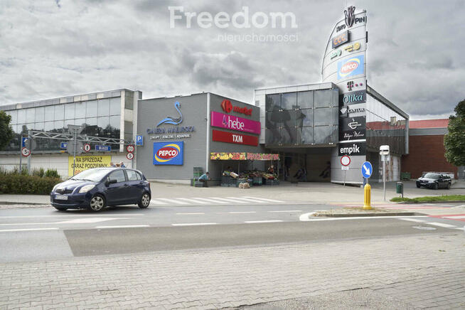 Lokal handlowy w Galerii Mazurskiej w Ostródzie.