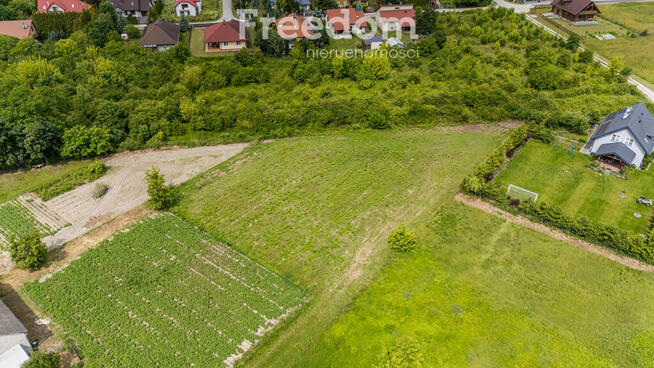 Na sprzedaż działka budowlana 2 146 m² Bronisławów