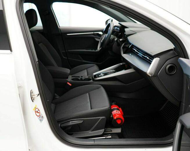 35TFSI 150KM Stronic LED Alu17 Audi Smartphone Interface FVat