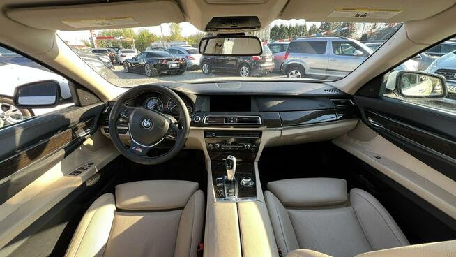 740 Li *Perła* 146 Tys przebieg / Kamery 360 * Dociągi - Gwarancja