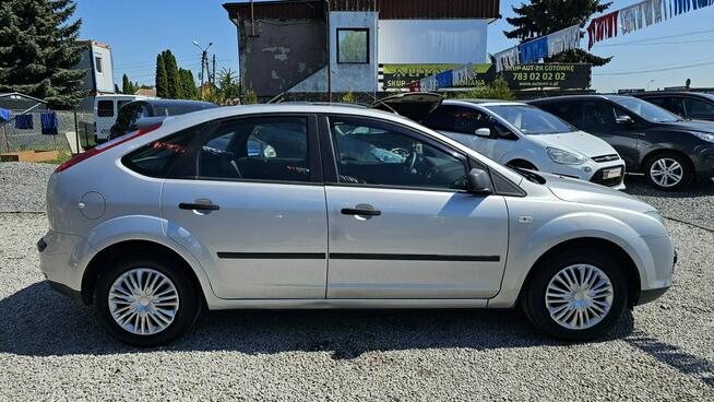 Ford Focus Oszczędny * 1,6 benzyna * Możliwa zamiana *