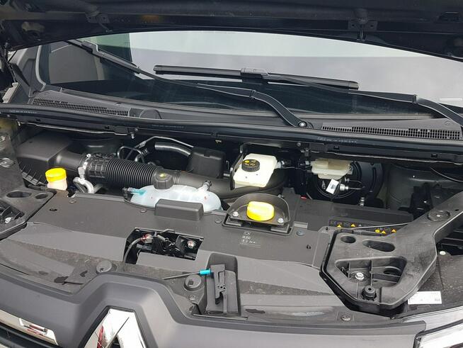 Renault Trafic 8 OSÓB 2xDRZWI BOCZNE PRZESUWNE DŁUGI BOGATE WYPOSAŻENIE