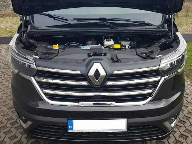 Renault Trafic 8 OSÓB 2xDRZWI BOCZNE PRZESUWNE DŁUGI BOGATE WYPOSAŻENIE