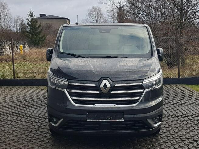 Renault Trafic 8 OSÓB 2xDRZWI BOCZNE PRZESUWNE DŁUGI BOGATE WYPOSAŻENIE