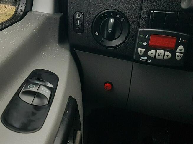 Mercedes Sprinter WINDA CHŁODNIA AGREGAT IZOTERMA DŁUGI WYSOKI ŚREDNIAK KLIMA BLASZAK