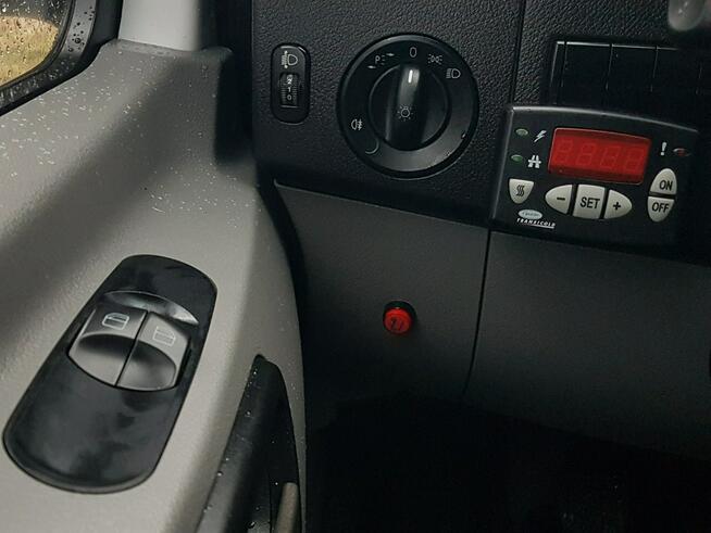 Mercedes Sprinter WINDA CHŁODNIA AGREGAT IZOTERMA DŁUGI WYSOKI ŚREDNIAK KLIMA BLASZAK