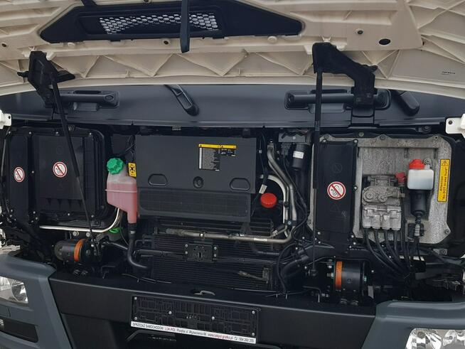 HAKOWIEC 4x2 KLIMA HAKOWIEC DO KONTENERÓW MANUAL DMC 11990 KG