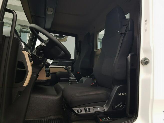 HAKOWIEC 4X2 KLIMA DO KONTENERÓW MANUAL 12T