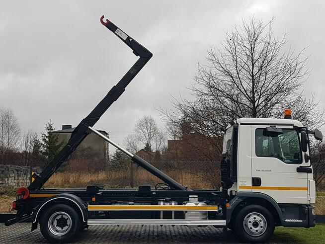 HAKOWIEC 4X2 KLIMA DO KONTENERÓW MANUAL 12T