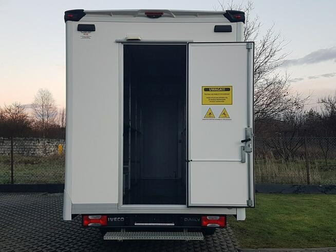 Iveco Daily KONTENER NISKOPODŁOGOWY 4,43x2,23x2,42 SKLEP FOODTRUCK KAMPER KLIMA