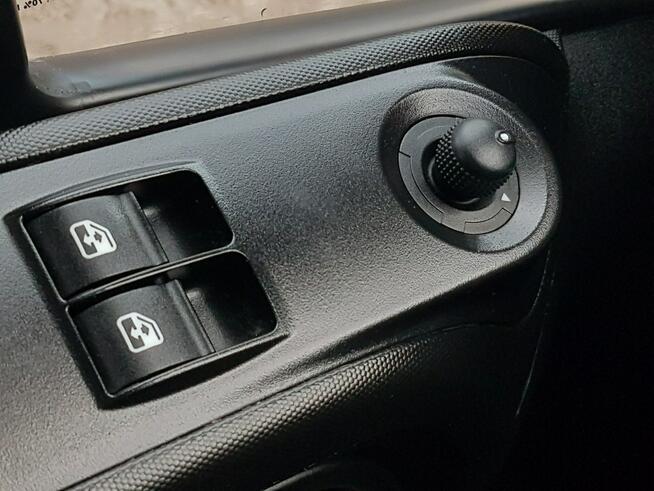 Iveco Daily KONTENER NISKOPODŁOGOWY 4,43x2,23x2,42 SKLEP FOODTRUCK KAMPER KLIMA