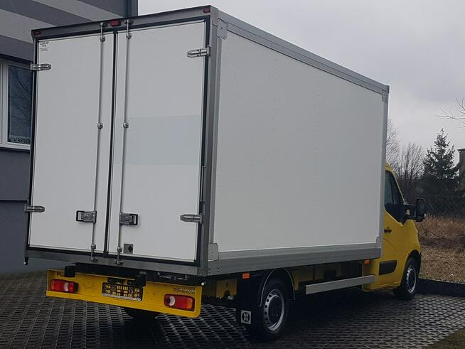 Renault Master KONTENER 8EP 4,21x2,23x2,22 KLIMA MANUAL KRAJOWY 6-BIEGÓW