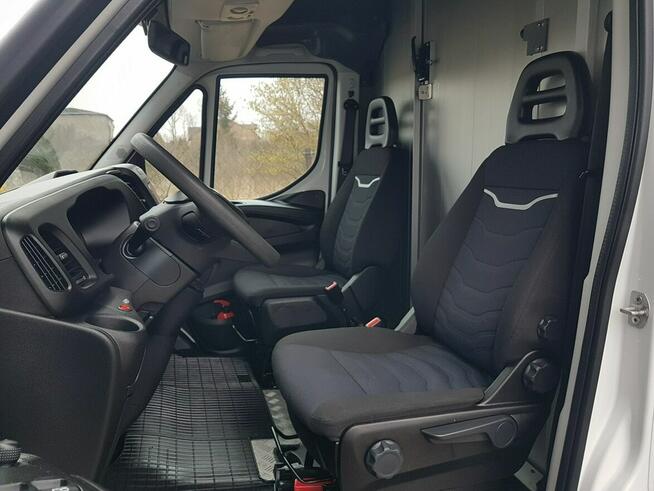 Iveco Daily KONTENER NISKOPODŁOGOWY 4,43x2,23x2,42 SKLEP BAR FOODTRUCK KAMPER AC