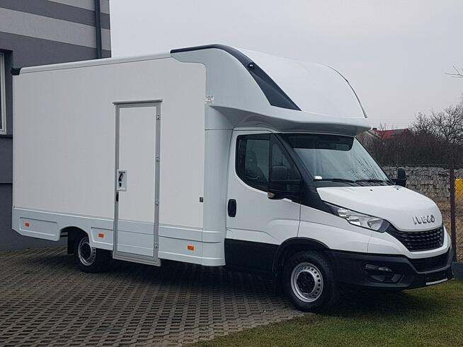 Iveco Daily KONTENER NISKOPODŁOGOWY 4,43x2,23x2,42 SKLEP BAR FOODTRUCK KAMPER AC