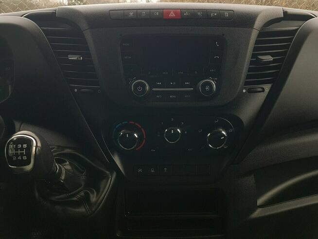 Iveco Daily KONTENER NISKOPODŁOGOWY 4,43x2,23x2,42 SKLEP BAR FOODTRUCK KAMPER AC