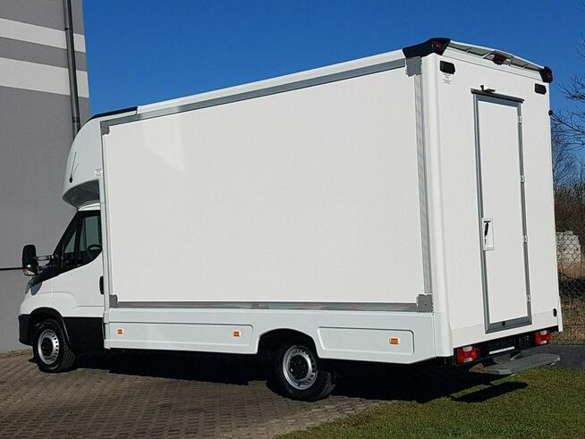 Iveco Daily KONTENER NISKOPODŁOGOWY 4,43x2,23x2,42 SKLEP BAR FOODTRUCK KAMPER AC