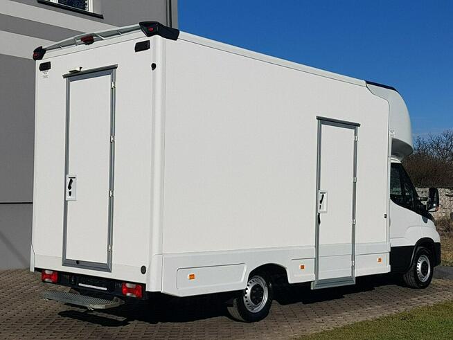 Iveco Daily KONTENER NISKOPODŁOGOWY 4,43x2,23x2,42 SKLEP BAR FOODTRUCK KAMPER AC