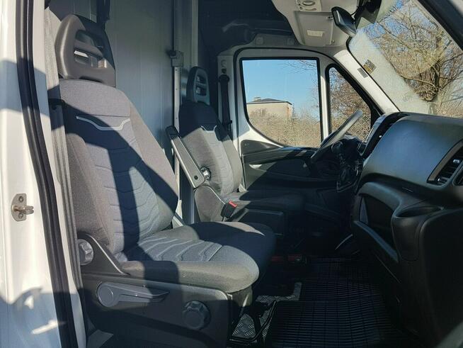 Iveco Daily KONTENER NISKOPODŁOGOWY 4,43x2,23x2,42 SKLEP BAR FOODTRUCK KAMPER AC