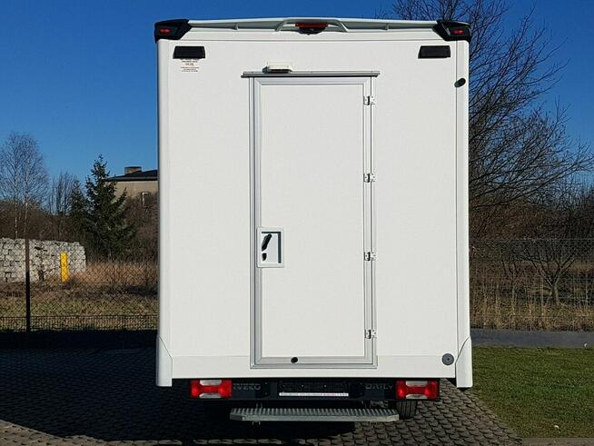 Iveco Daily KONTENER NISKOPODŁOGOWY 4,43x2,23x2,42 SKLEP BAR FOODTRUCK KAMPER AC