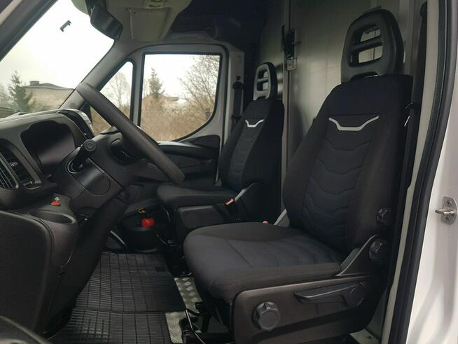 Iveco Daily KONTENER NISKOPODŁOGOWY 4,43x2,23x2,42 SKLEP BAR FOODTRUCK KAMPER AC