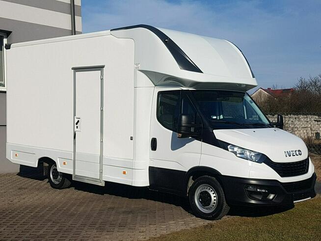 Iveco Daily KONTENER NISKOPODŁOGOWY 4,43x2,23x2,42 SKLEP BAR FOODTRUCK KAMPER AC