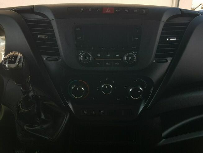 Iveco Daily KONTENER NISKOPODŁOGOWY 4,43x2,23x2,42 SKLEP BAR FOODTRUCK KAMPER AC