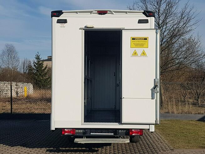 Iveco Daily KONTENER NISKOPODŁOGOWY 4,43x2,23x2,42 SKLEP BAR FOODTRUCK KAMPER AC