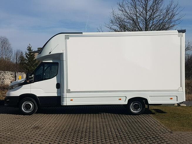 Iveco Daily KONTENER NISKOPODŁOGOWY 4,43x2,23x2,42 SKLEP BAR FOODTRUCK KAMPER AC