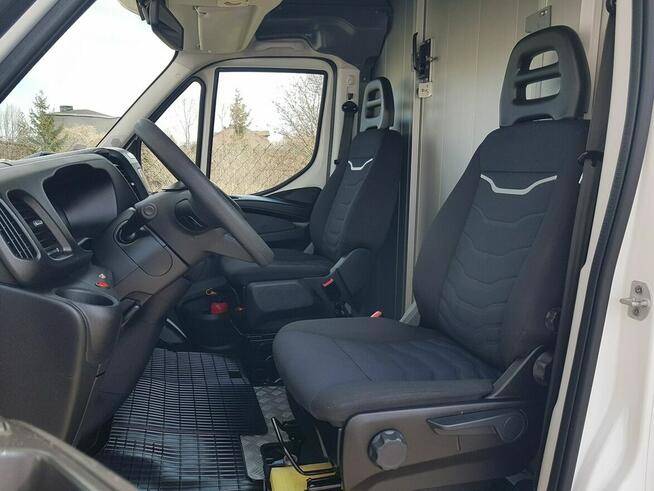 Iveco Daily KONTENER NISKOPODŁOGOWY 4,43x2,23x2,42 SKLEP BAR FOODTRUCK KAMPER AC