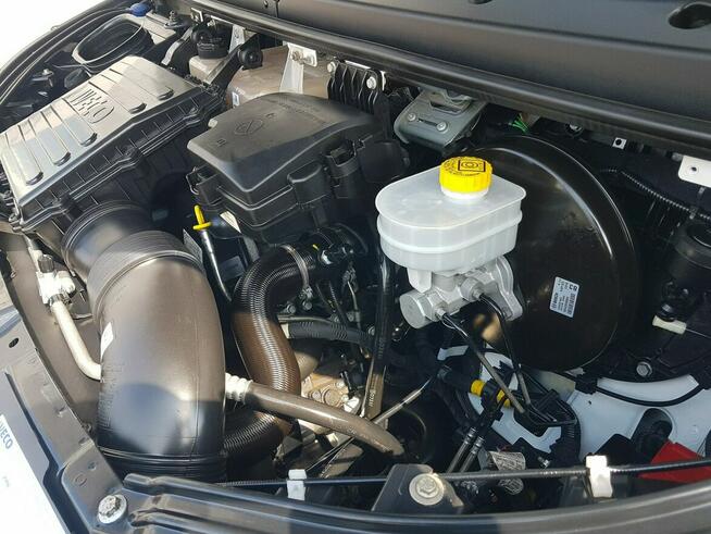 Iveco Daily KONTENER NISKOPODŁOGOWY 4,43x2,23x2,42 SKLEP BAR FOODTRUCK KAMPER AC