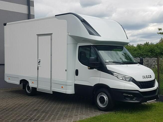 Iveco Daily KONTENER NISKOPODŁOGOWY 4,43x2,23x2,42 SKLEP BAR FOODTRUCK KAMPER AC