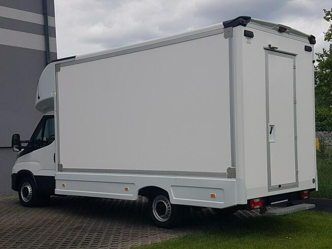 Iveco Daily KONTENER NISKOPODŁOGOWY 4,43x2,23x2,42 SKLEP BAR FOODTRUCK KAMPER AC