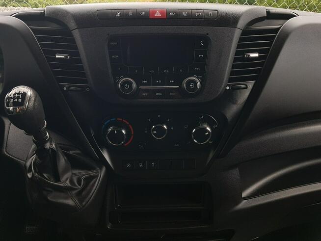 Iveco Daily KONTENER NISKOPODŁOGOWY 4,43x2,23x2,42 SKLEP BAR FOODTRUCK KAMPER AC