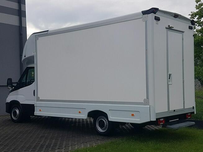Iveco Daily KONTENER NISKOPODŁOGOWY 4,43x2,23x2,42 SKLEP BAR FOODTRUCK KAMPER AC