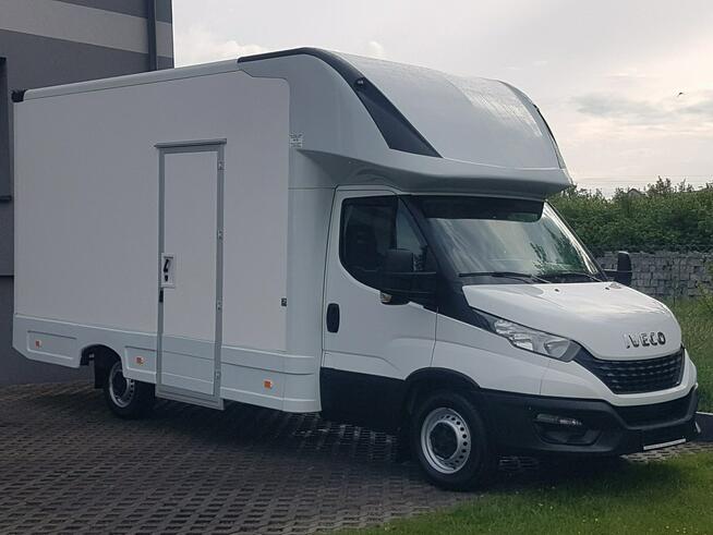 Iveco Daily KONTENER NISKOPODŁOGOWY 4,43x2,23x2,42 SKLEP BAR FOODTRUCK KAMPER AC