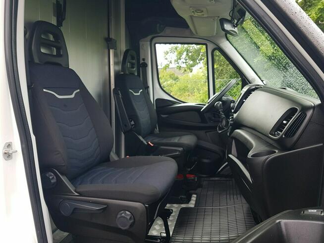 Iveco Daily KONTENER NISKOPODŁOGOWY 4,43x2,23x2,42 SKLEP BAR FOODTRUCK KAMPER AC