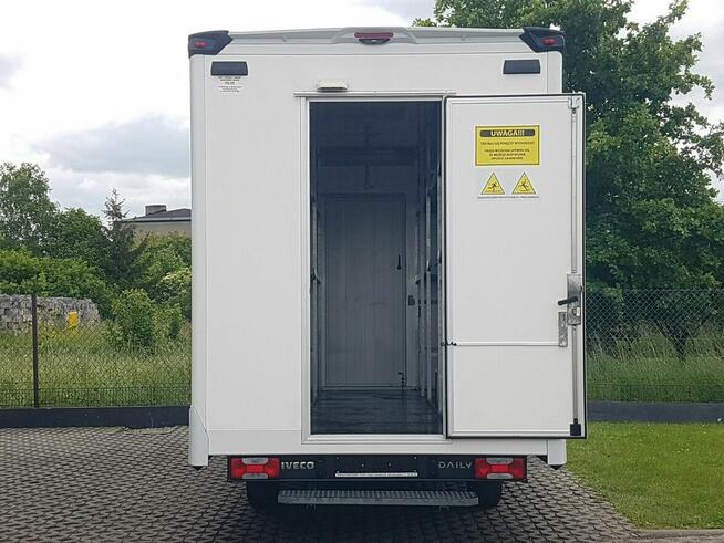 Iveco Daily KONTENER NISKOPODŁOGOWY 4,43x2,23x2,42 SKLEP BAR FOODTRUCK KAMPER AC