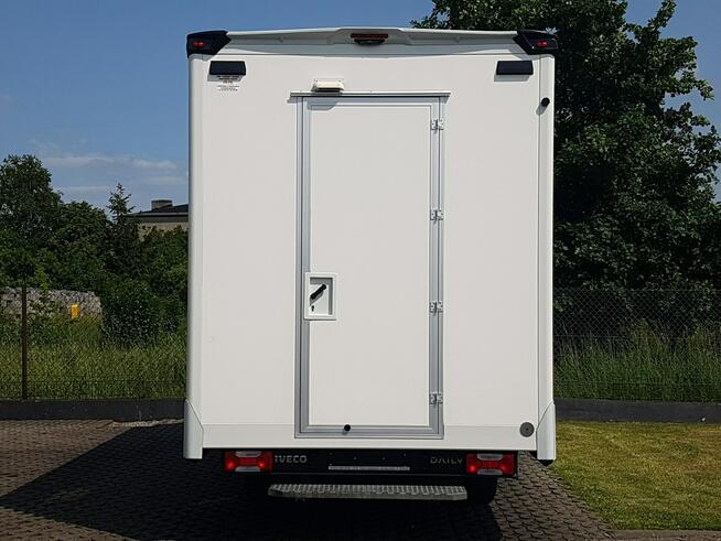 Iveco Daily KONTENER NISKOPODŁOGOWY 4,43x2,23x2,42 SKLEP BAR FOODTRUCK KAMPER AC