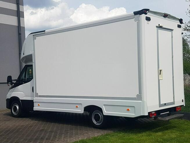 Iveco Daily KONTENER NISKOPODŁOGOWY 4,43x2,23x2,42 SKLEP BAR FOODTRUCK KAMPER AC