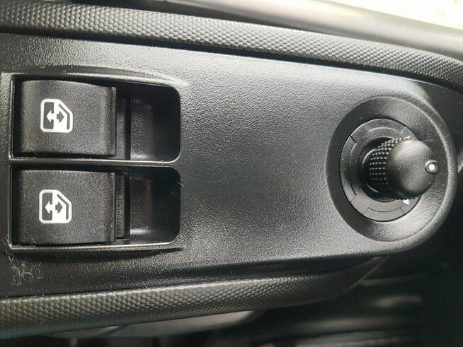 Iveco Daily KONTENER NISKOPODŁOGOWY 4,43x2,23x2,42 SKLEP BAR FOODTRUCK KAMPER AC