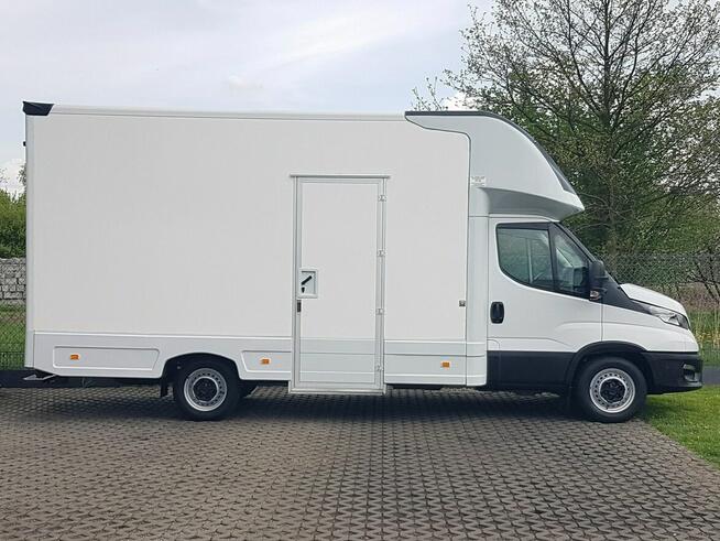 Iveco Daily KONTENER NISKOPODŁOGOWY 4,43x2,23x2,42 SKLEP BAR FOODTRUCK KAMPER AC