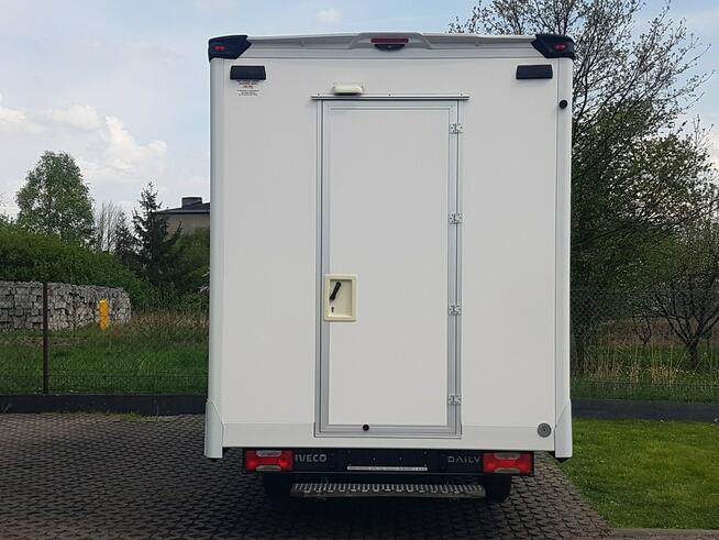 Iveco Daily KONTENER NISKOPODŁOGOWY 4,43x2,23x2,42 SKLEP BAR FOODTRUCK KAMPER AC