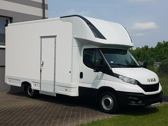 Iveco Daily KONTENER NISKOPODŁOGOWY 4,43x2,23x2,42 SKLEP BAR FOODTRUCK KAMPER AC