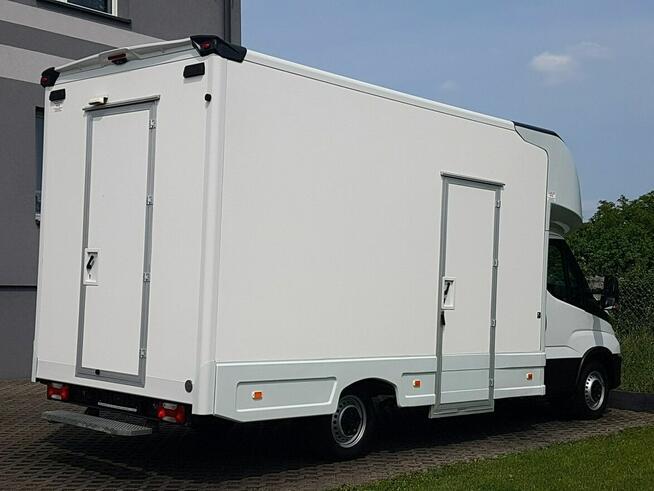 Iveco Daily KONTENER NISKOPODŁOGOWY 4,43x2,23x2,42 SKLEP BAR FOODTRUCK KAMPER AC