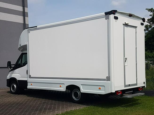 Iveco Daily KONTENER NISKOPODŁOGOWY 4,43x2,23x2,42 SKLEP BAR FOODTRUCK KAMPER AC